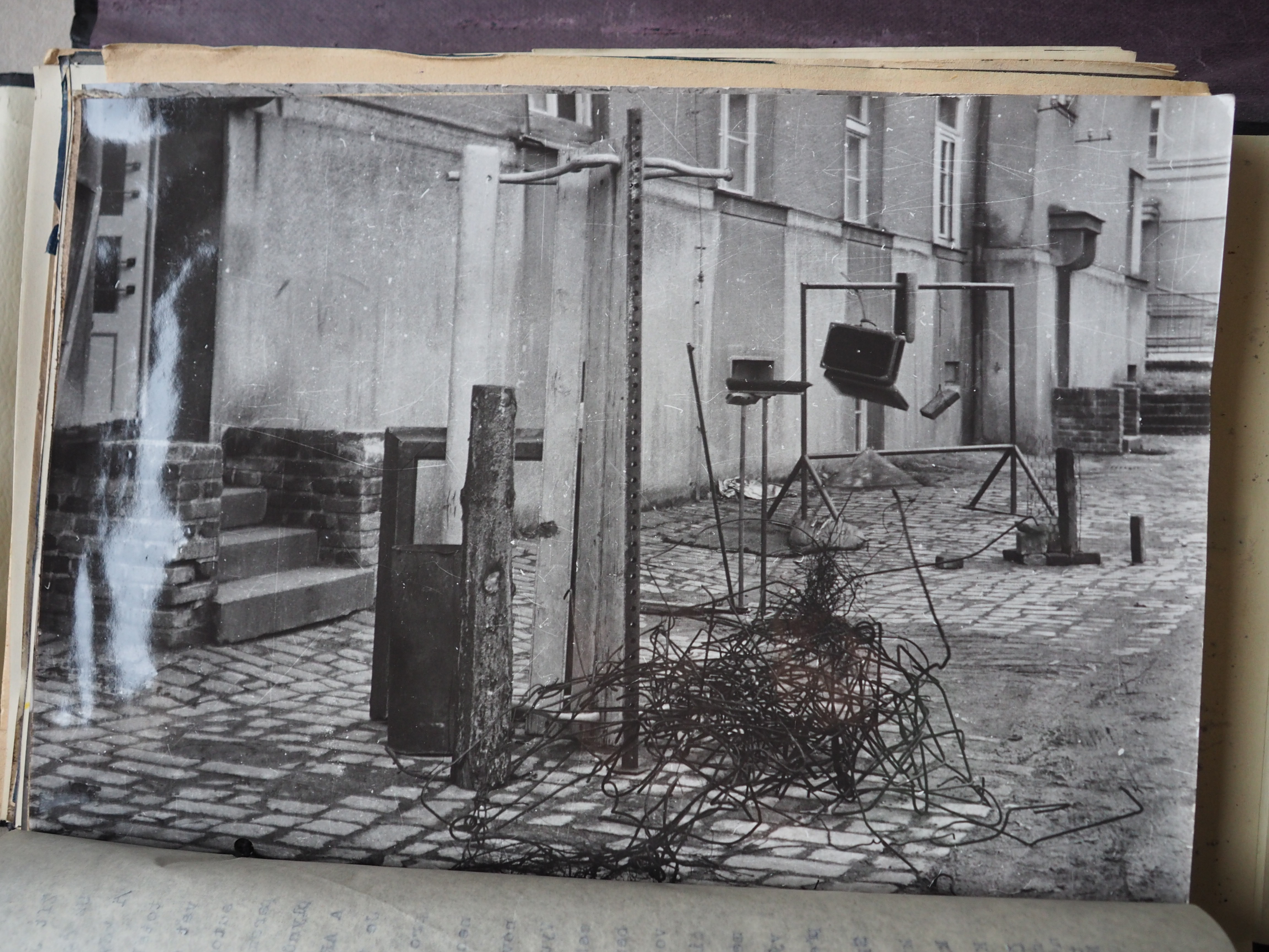 Literary Archive of the Museum of Czech Literature (LA PNP), photo by Petr Kotyk; Origin&aacute;ly archiv&aacute;li&iacute; jsou uložen&eacute; v Liter&aacute;rn&iacute;m archivu Pam&aacute;tn&iacute;ku n&aacute;rodn&iacute;ho p&iacute;semnictv&iacute;.